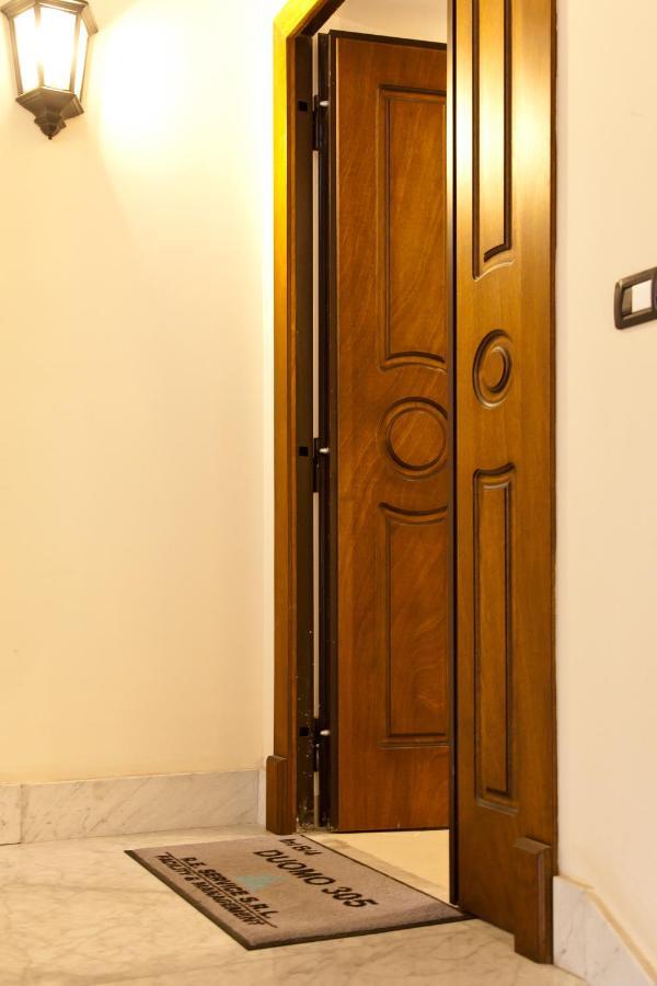Le Corti Di Napoli Apartments Buitenkant foto