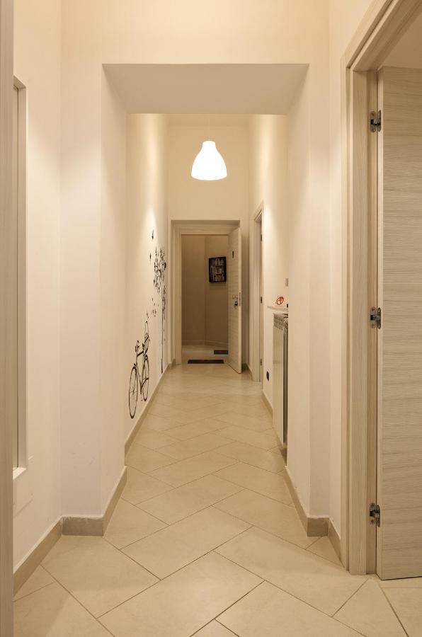 Le Corti Di Napoli Apartments Buitenkant foto